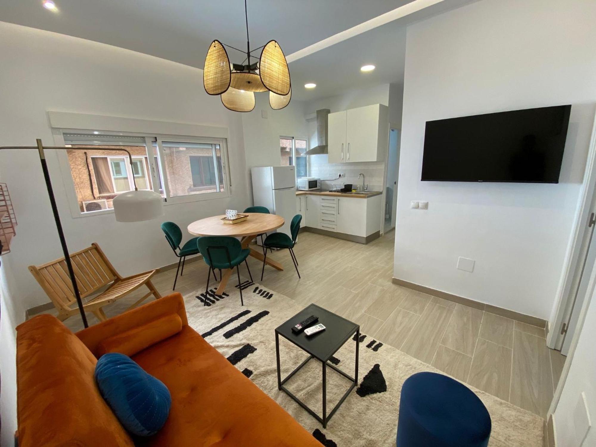 City Center And Beach Renovated Apartment Fuengirola Zewnętrze zdjęcie